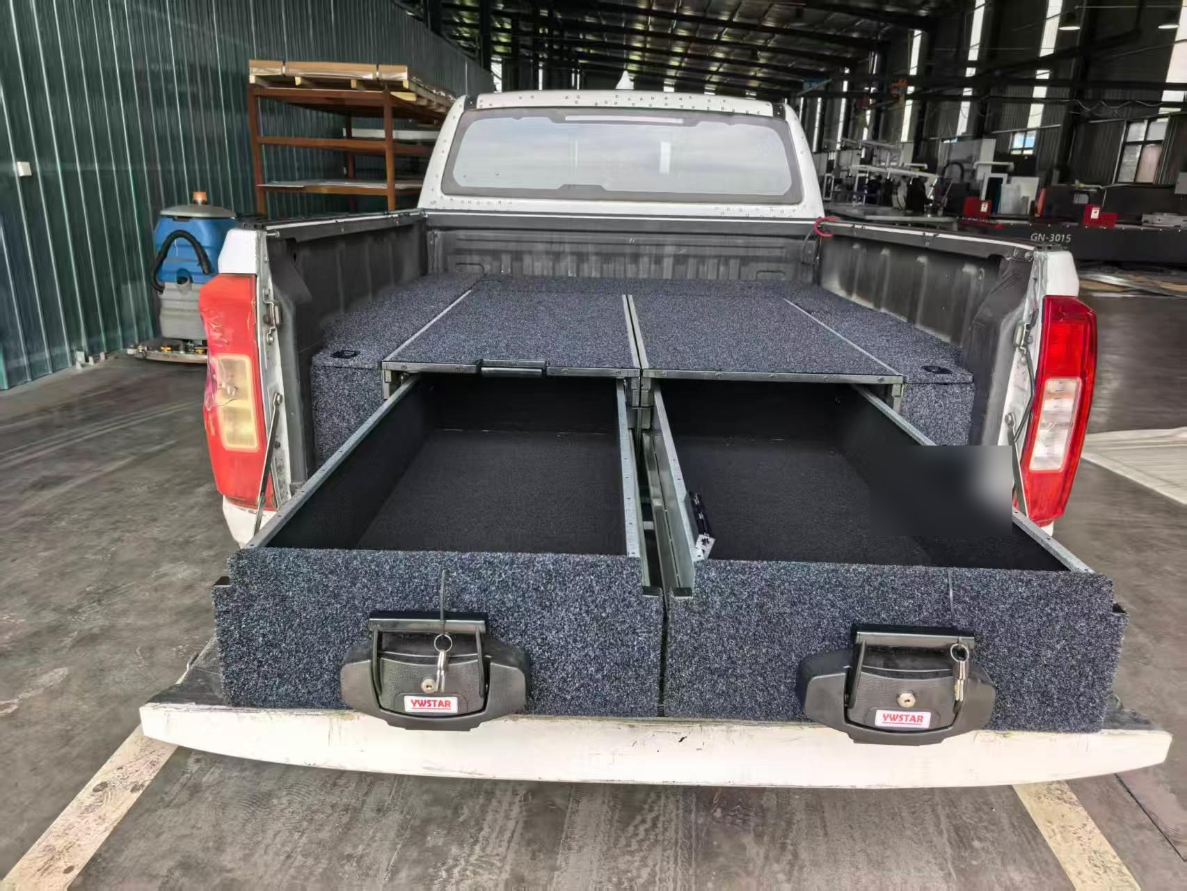 Drawer storage system