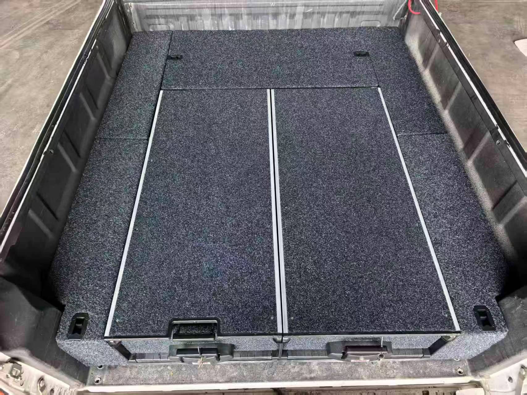 Upper platform storage direction